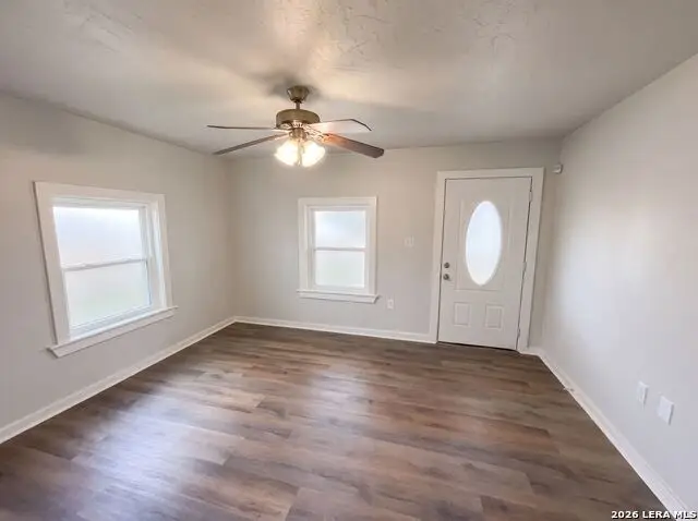 725 Kelly St, Poteet, TX 78065 - #3