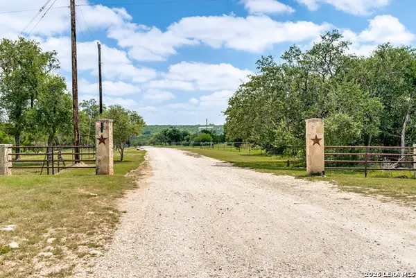TBD N Chisolm Trail, Utopia, TX 78884