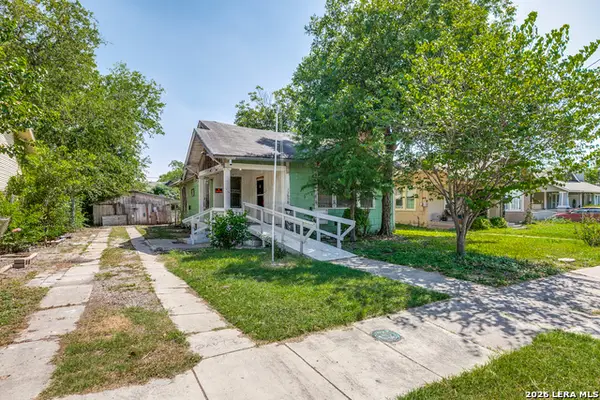 1610 W Craig Pl, San Antonio, TX 78201