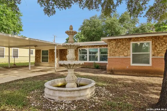 623 Weizmann St, San Antonio, TX 78213 - #2