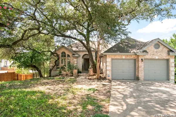 1707 Alpine Cir, San Antonio, TX 78248