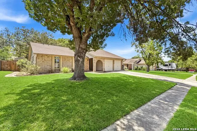 7338 Crownpiece St, San Antonio, TX 78240 - #1