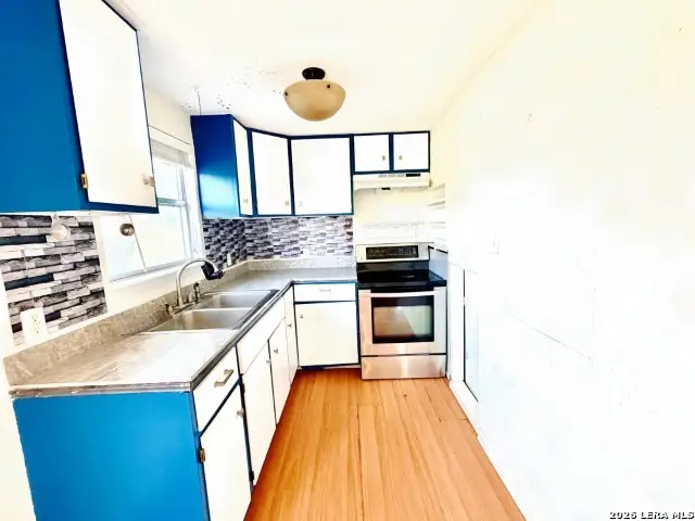 541 Wade St, Tow, TX 78672 - #3