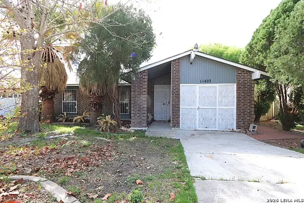 11422 Rifle Gap Dr, San Antonio, TX 78245