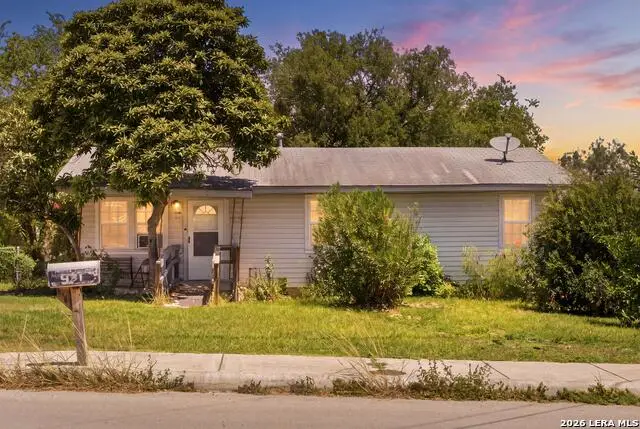 431 W Petaluma Blvd, San Antonio, TX 78221 - #1