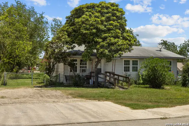 431 W Petaluma Blvd, San Antonio, TX 78221 - #3