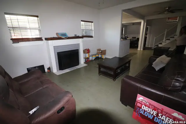 2735 E Houston St, San Antonio, TX 78202 - #2