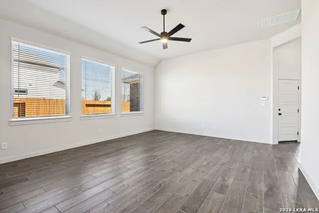 138 Stream St, Seguin, TX 78155 - #3