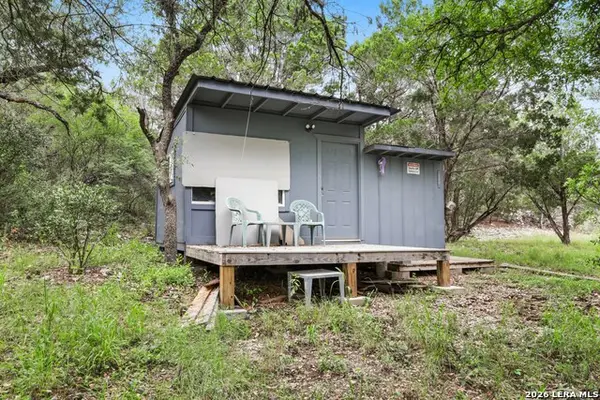1014 N-bar Ranch Rd, Brackettville, TX 78832