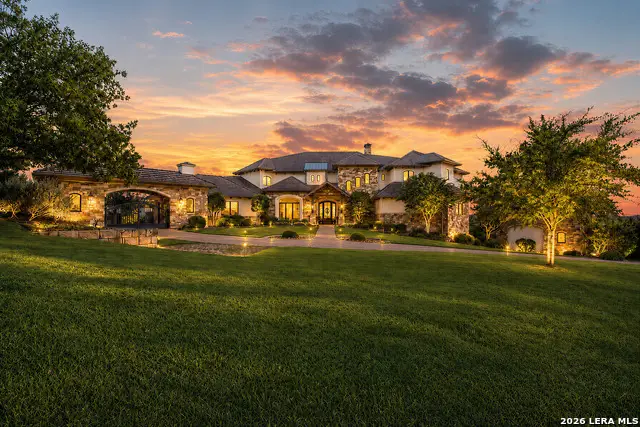 325 River Rdg, Spring Branch, TX 78070 - #1