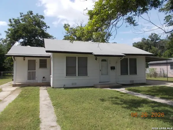 515 1/2 Wright Ave, Schertz, TX 78154