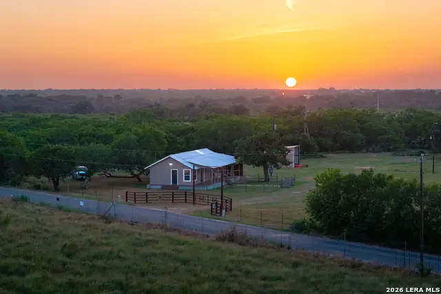 9549 County Road 277, Gillett, TX 78116 - #2
