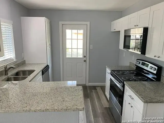 5135 Tom Stafford, Kirby, TX 78219 - #2