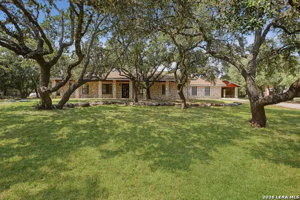 104 Rusty Ln, Boerne, TX 78006