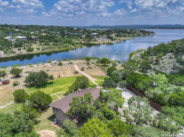 435 Nancy Dr, Canyon Lake, TX 78133