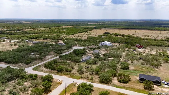 100 County Road 2669, Devine, TX 78016 - #2