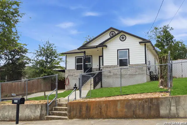 206 Chickering Ave, San Antonio, TX 78210 - #3