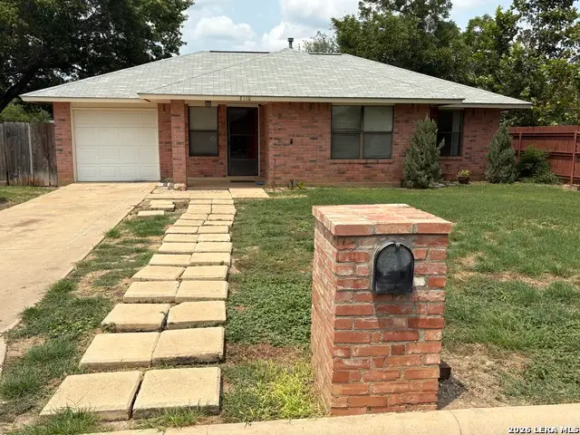 2110 21st, Hondo, TX 78861 - #1
