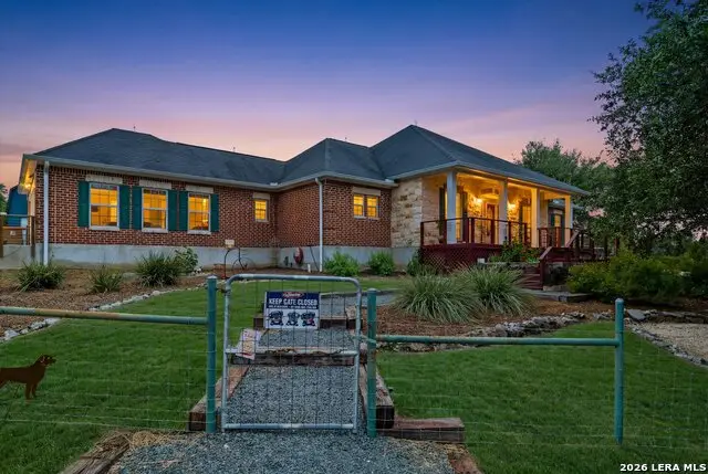 1610 Hilltop Rdg, New Braunfels, TX 78132 - #1