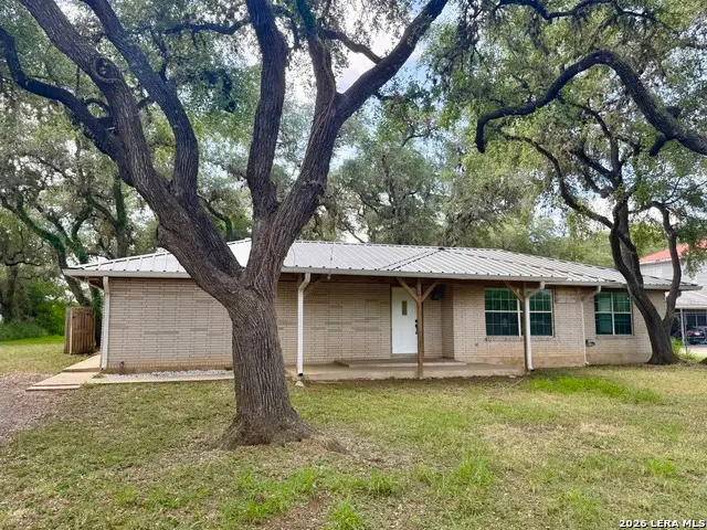 170 White, Beeville, TX 78102 - #2