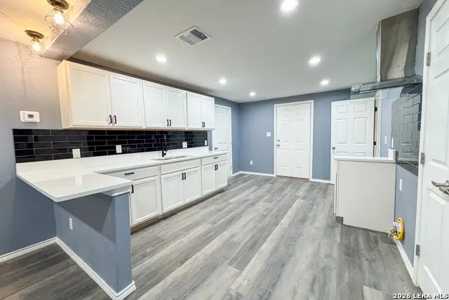 110 Whitman, San Antonio, TX 78211 - #2