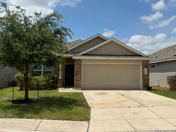 7111 Azalea Sq, San Antonio, TX 78218
