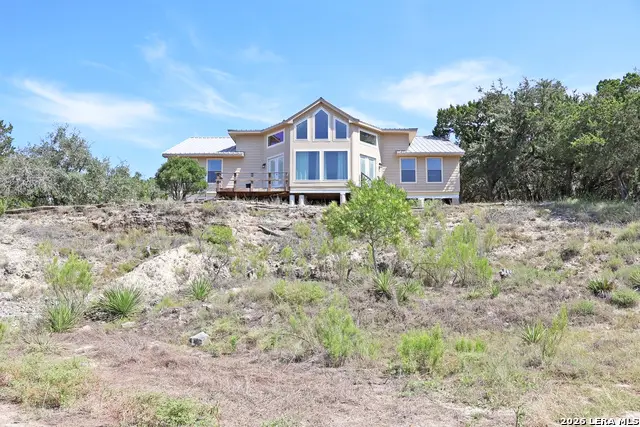 345 32nd St E, Lakehills, TX 78063 - #2