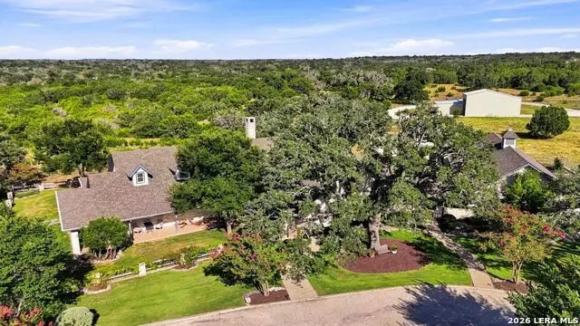 160 Live Oak Ln, Kerrville, TX 78028 - #1