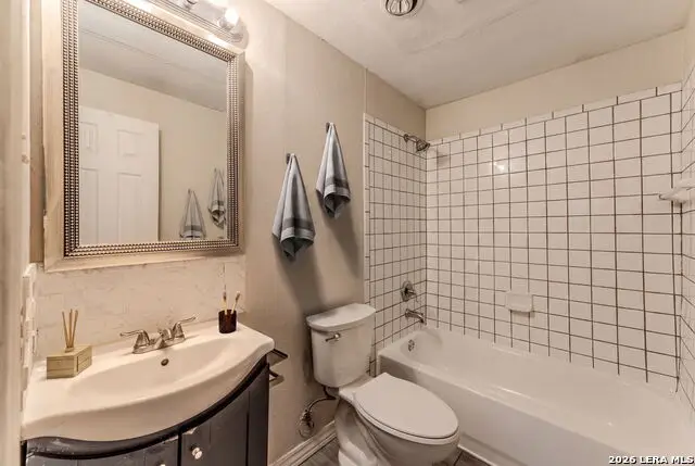 8655 Datapoint Dr #203B, San Antonio, TX 78229 - #3