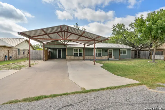 291 Bowlegs St, Brackettville, TX 78832 - #2