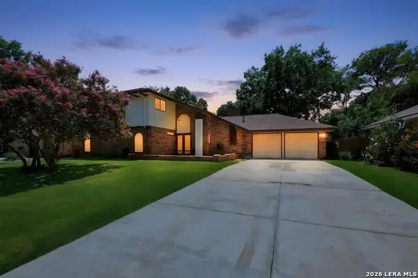 8923 Melinda Ct, San Antonio, TX 78240