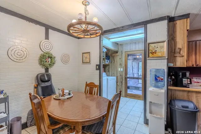 88 Walnut St, Brackettville, TX 78832 - #3
