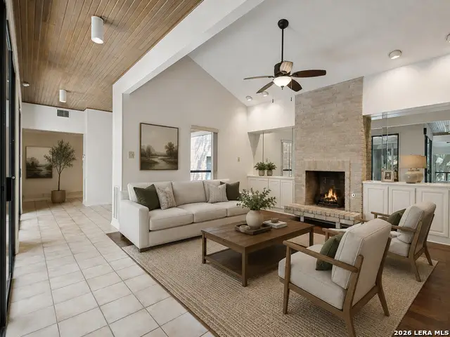 3451 Hunters Run St, San Antonio, TX 78230 - #2