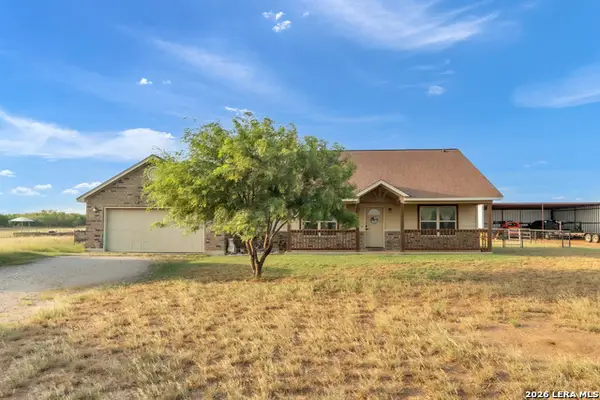 3084 Cr 328, Jourdanton, TX 78026