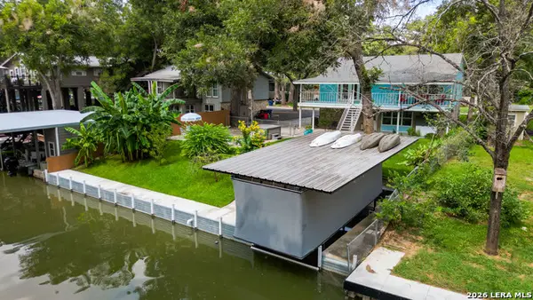 429 Laguna Vista, Seguin, TX 78155