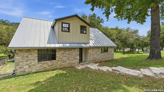 721 Ridgeroad Dr, New Braunfels, TX 78130 - #2