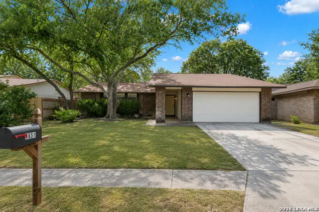 8651 Bristlecone St, San Antonio, TX 78240 - #2