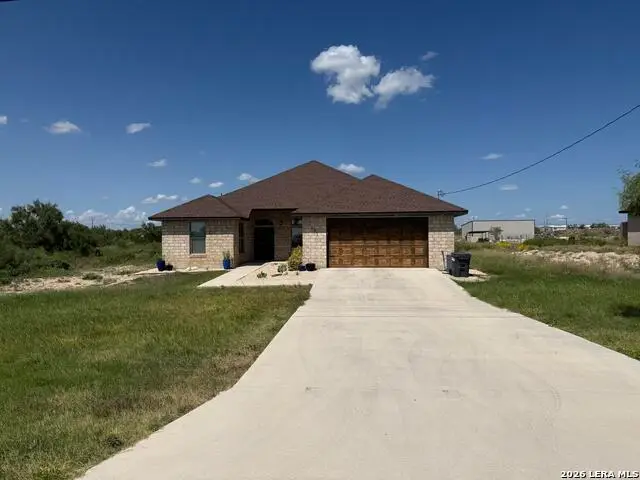 431 La Vista Dr, Del Rio, TX 78840 - #1