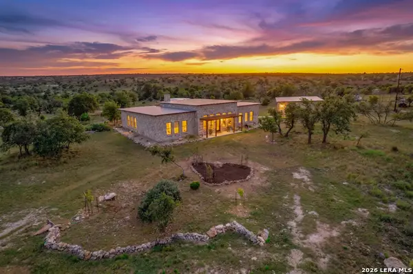 2201 Poverty Hill Ranch Rd, Fredericksburg, TX 78624