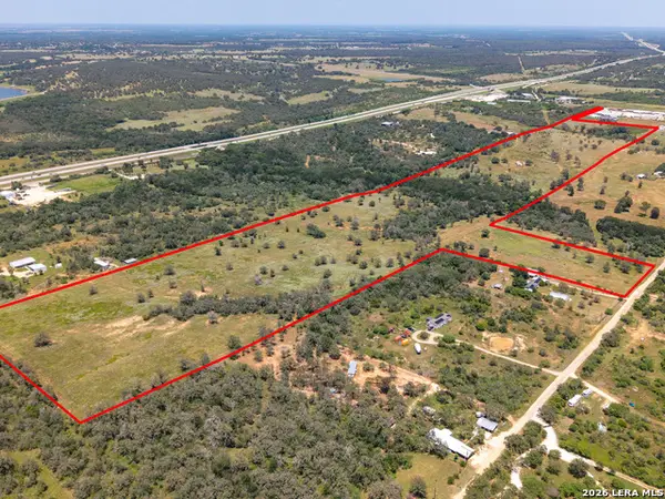 509 Butter Ln, Seguin, TX 78155