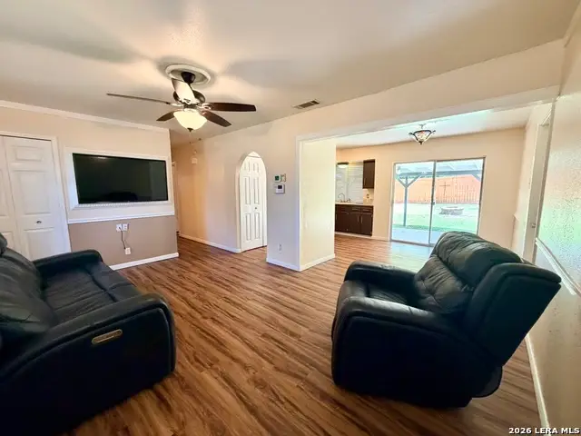 7426 Mountain Oak Trl, Live Oak, TX 78233 - #2