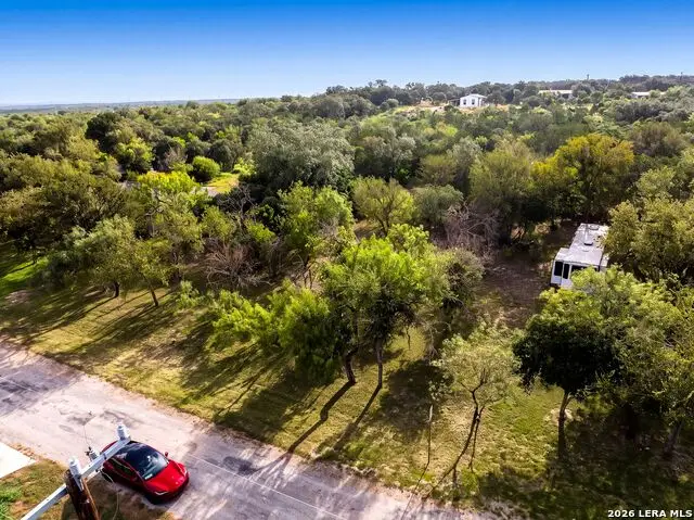 415 County Road 3830, San Antonio, TX 78253 - #2