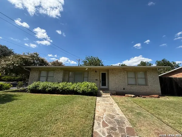 403 E Nottingham Dr, San Antonio, TX 78209
