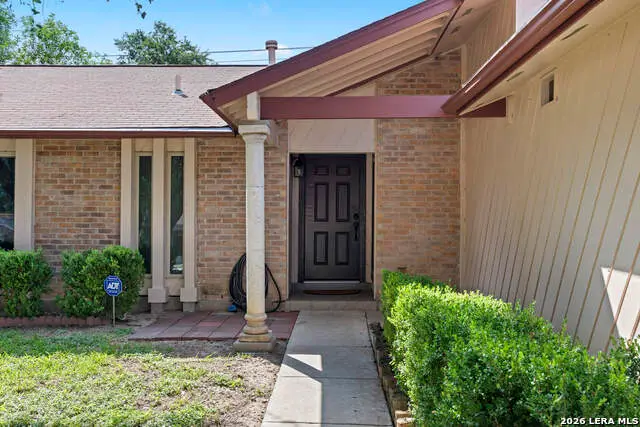 7050 Forest Meadow St, San Antonio, TX 78240 - #1