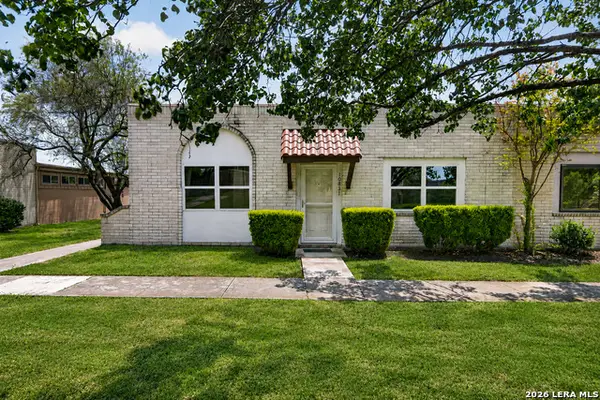 10831 Crown Vw, San Antonio, TX 78239