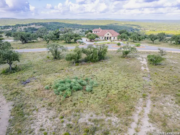 1814 Paradise Parkway, Canyon Lake, TX 78133