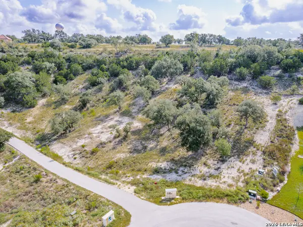 942 Blueridge Vw, Canyon Lake, TX 78133