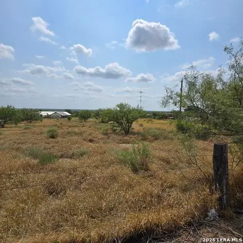 736 Chula Vista Rd., Eagle Pass, TX 78852 - #2