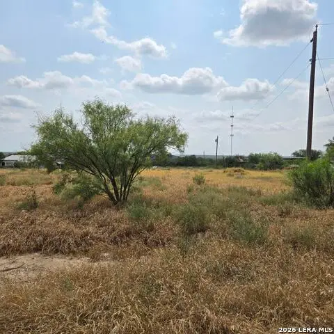 736 Chula Vista Rd., Eagle Pass, TX 78852 - #3