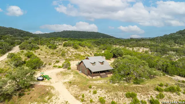 900 Lehmann Dr, Center Point, TX 78010 - #2